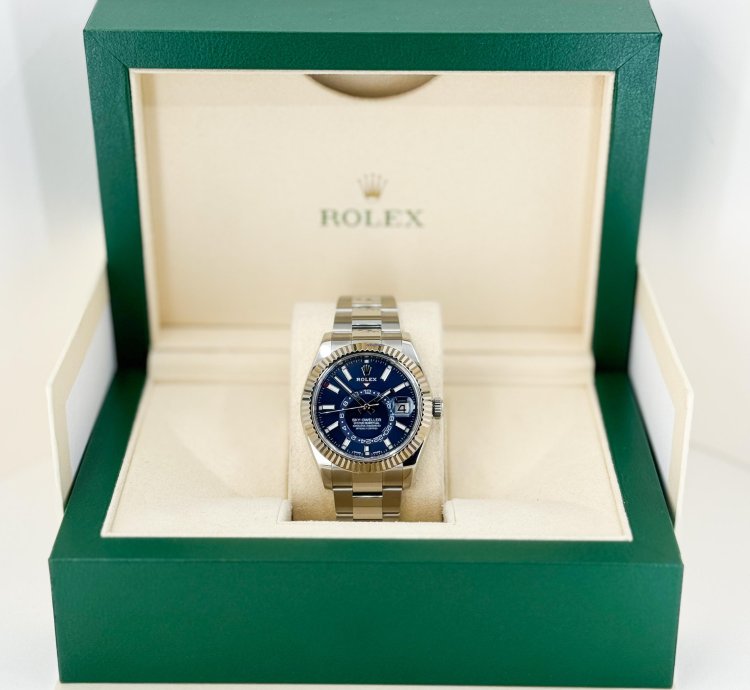 Rolex Sky-dweller 42mm Fluted Bezel Stainless Steel Blue Index Dial Oyster Bracelet 326934