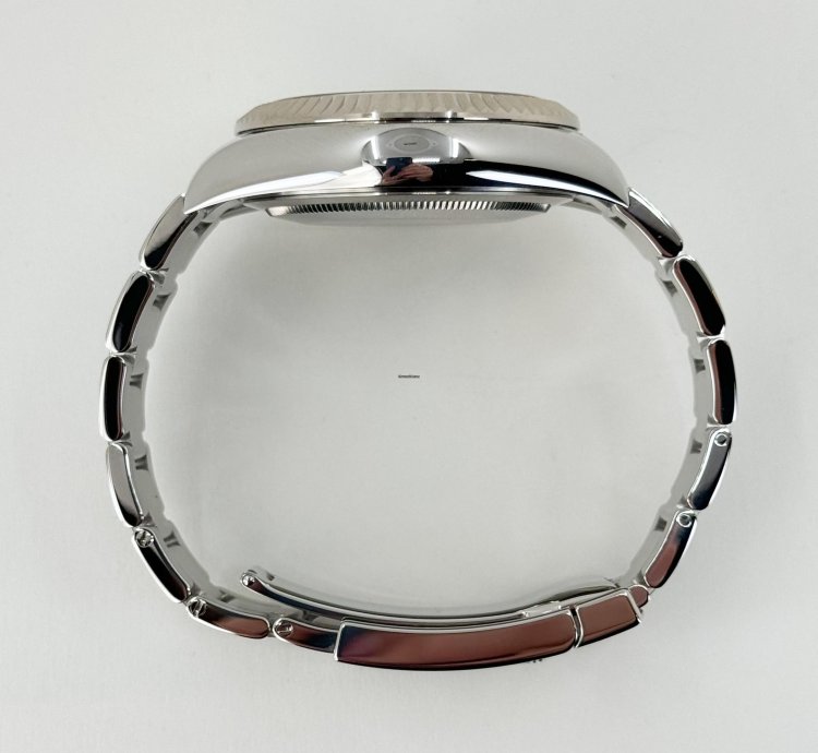 Rolex Sky-dweller 42mm Fluted Bezel Stainless Steel Blue Index Dial Oyster Bracelet 326934