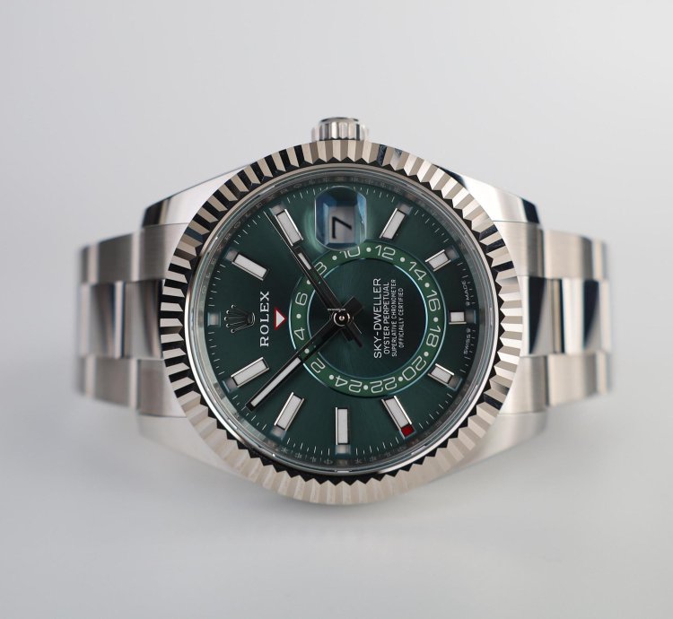Rolex Sky-dweller 42mm Fluted Bezel White Gold Mint Green Index Dial Oyster Bracelet 336934