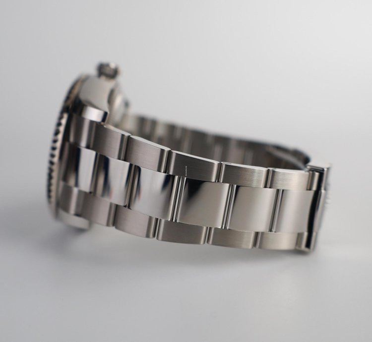 Rolex Sky-dweller 42mm Fluted Bezel White Gold Mint Green Index Dial Oyster Bracelet 336934
