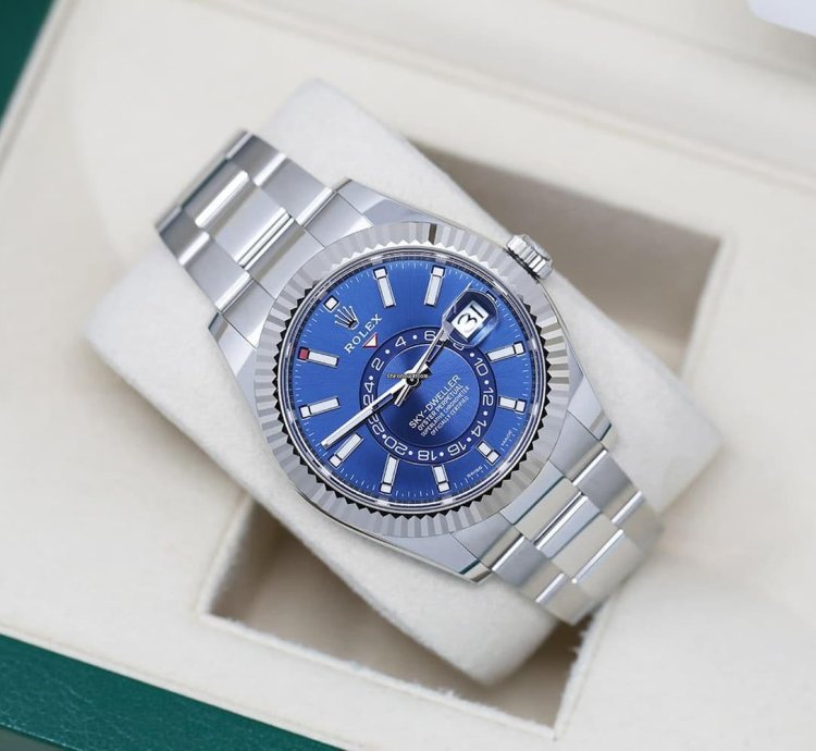 Rolex Sky-dweller 42mm Oyster 326934 Stainless Steel White Gold Watch Blue Dial Never Worn