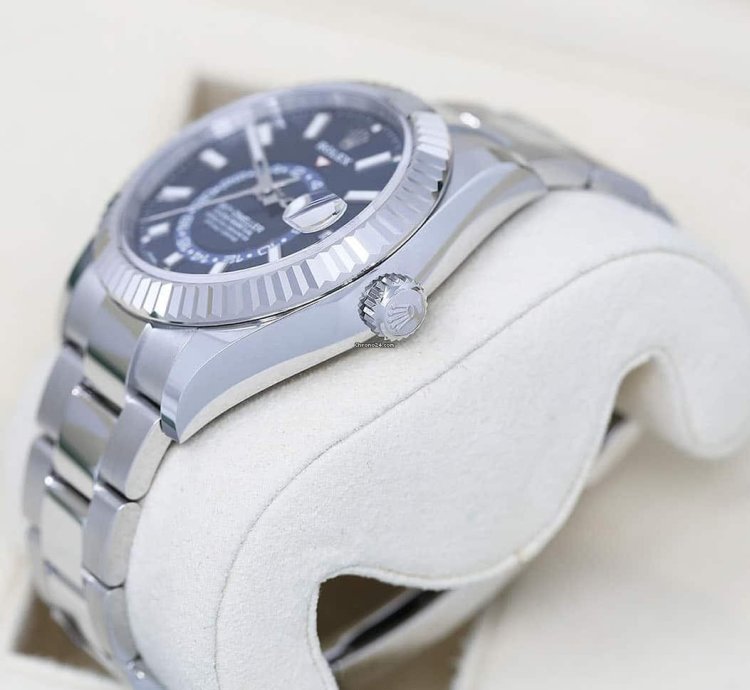 Rolex Sky-dweller 42mm Oyster 326934 Stainless Steel White Gold Watch Blue Dial Never Worn