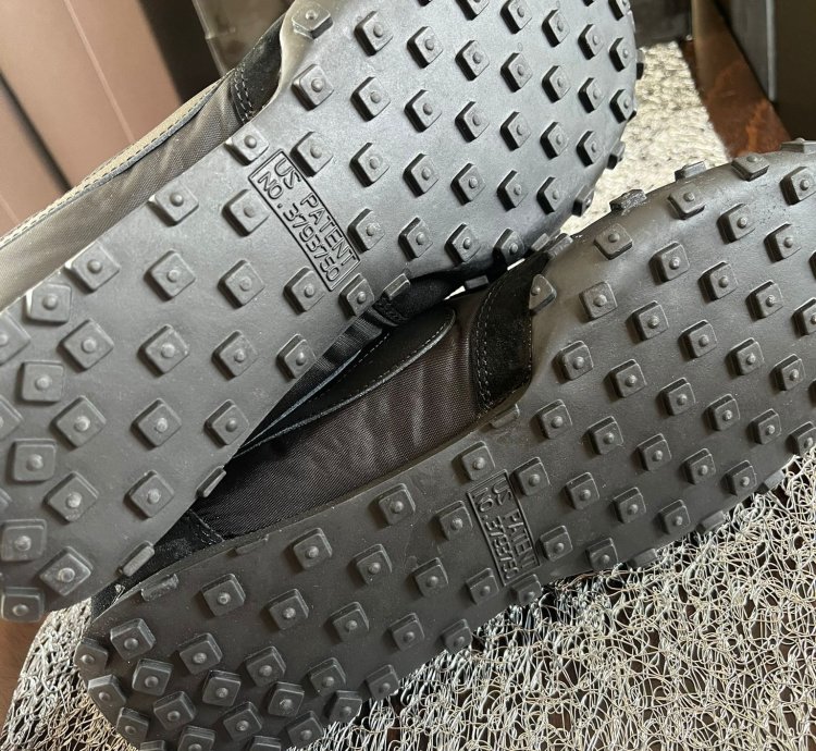 2 Waffle Racer 17 2017 In Black