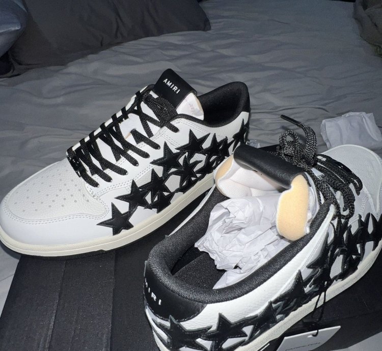 Amiri Star Low Top Sneakers