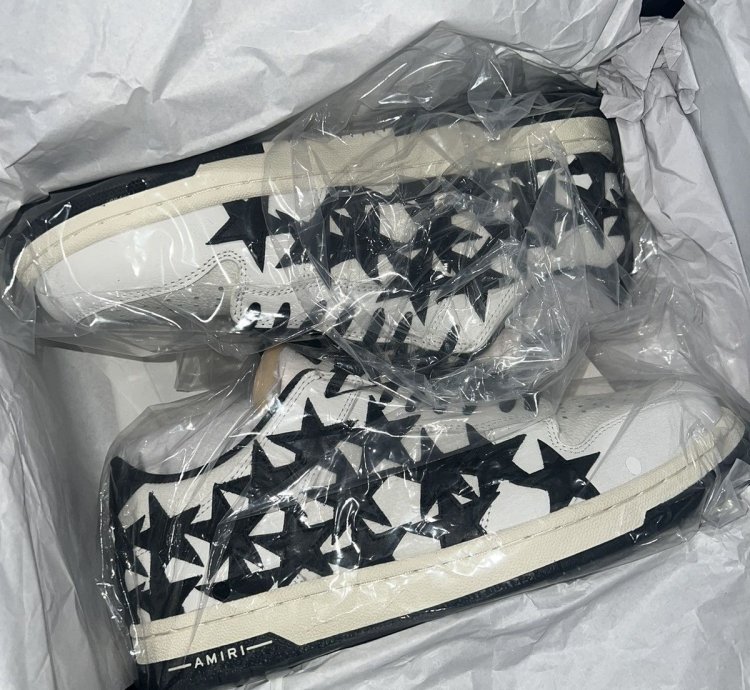 Amiri Star Low Top Sneakers