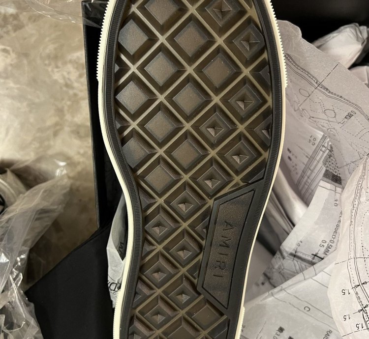 Amiri Stars Court Hi-top Sneaker