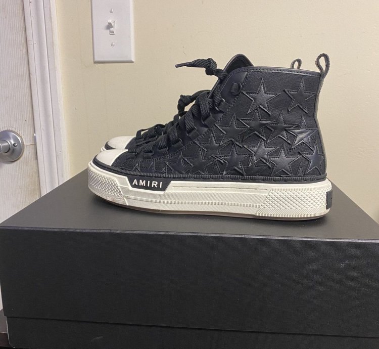 Amiri Stars Court High