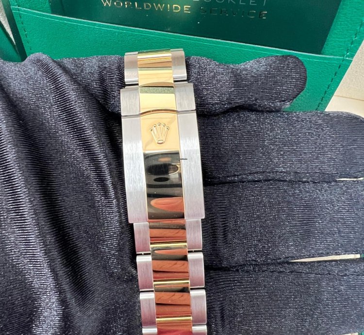 Rolex Sky-dweller 42mm Yellow Gold And Steel Two Tone Black Index Dial 326933