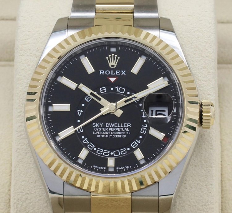 Rolex Sky-dweller Automatic Steel 18k Gold Black Dial Ref 336933