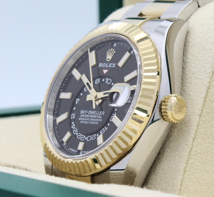 Rolex Sky-dweller Automatic Steel 18k Gold Black Dial Ref 336933