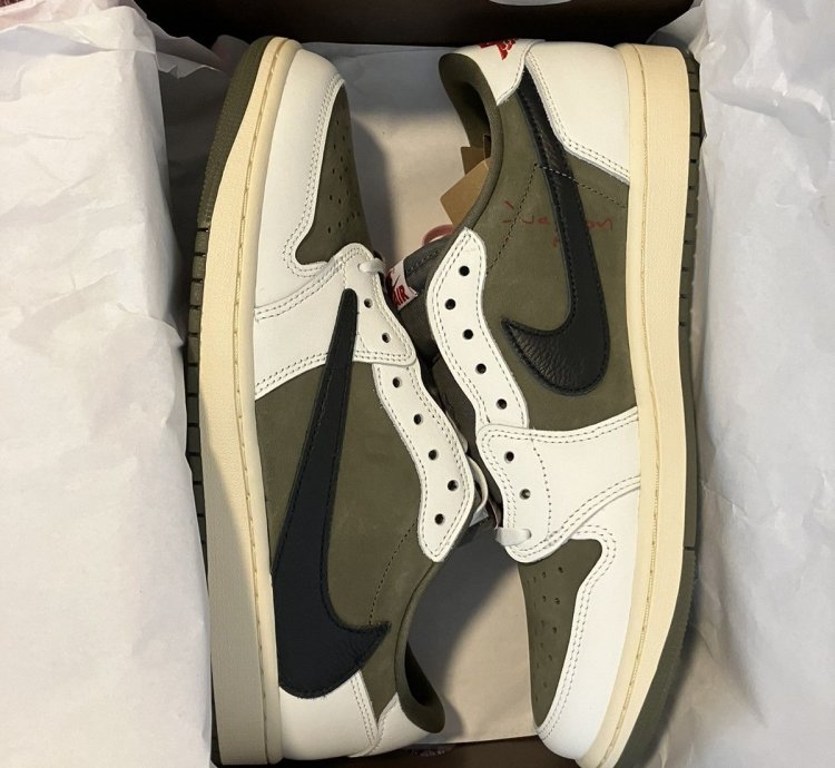 Air Jordan 1 Low Og Sp Travis Scott Olive Size 10 5