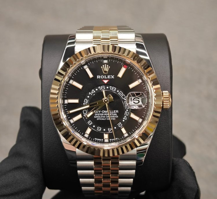 Rolex Sky-dweller Basel One 336933 Sky-dweller Black Dial Yellow Gold Oyster Steel Jubilee 42 Mm