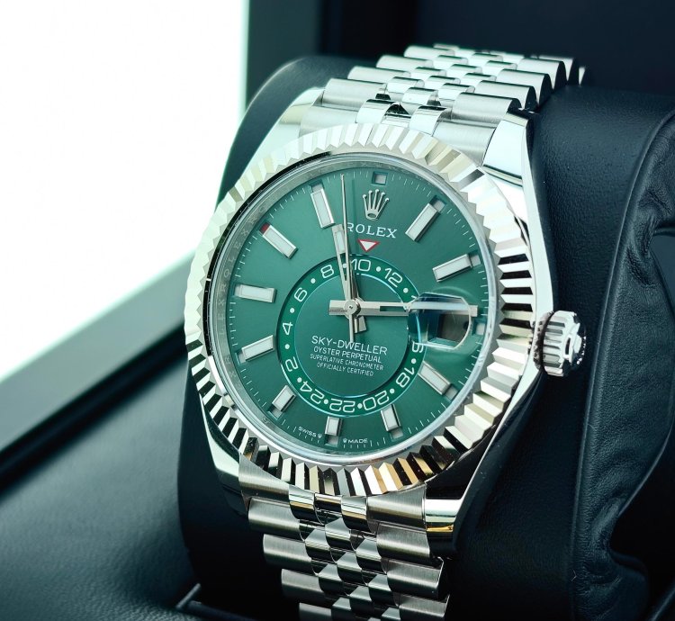 Rolex Sky-dweller Basel One 336934 Green Sky-dweller Jubilee Steel 42mm