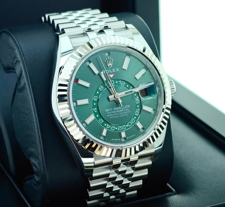 Rolex Sky-dweller Basel One 336934 Green Sky-dweller Jubilee Steel 42mm
