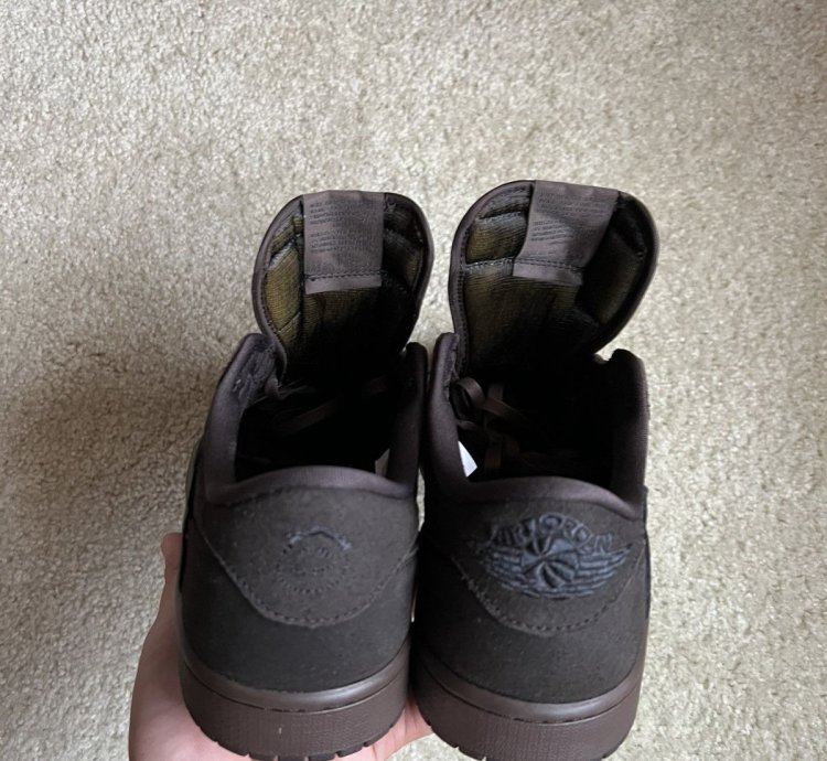 Air Jordan 1 Low Travis Scott Velvet Brown