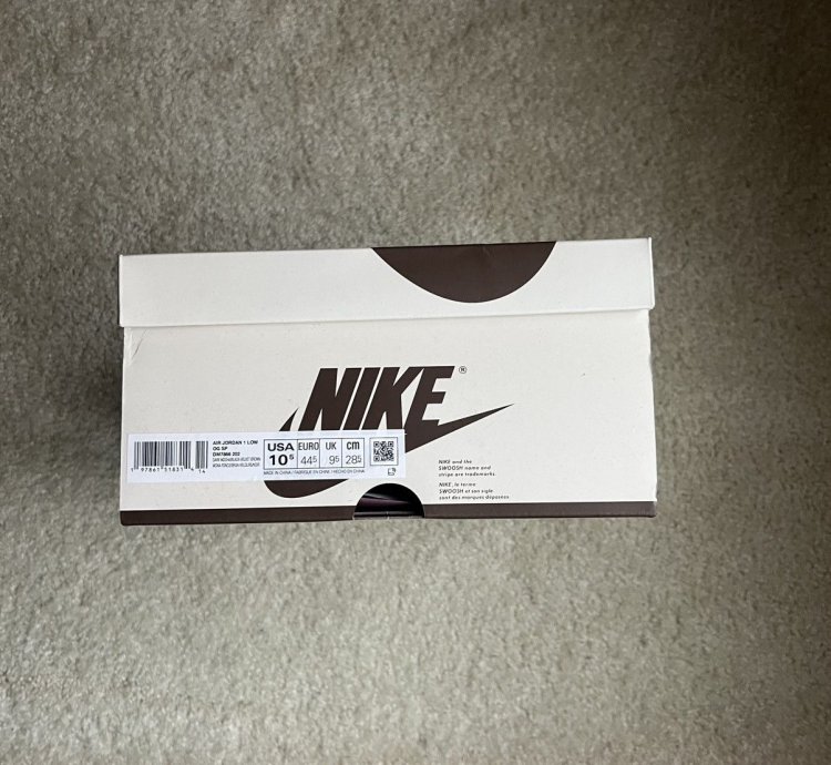 Air Jordan 1 Low Travis Scott Velvet Brown