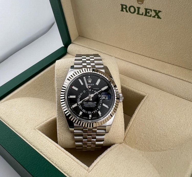 Rolex Sky-dweller Black Dial Jubilee