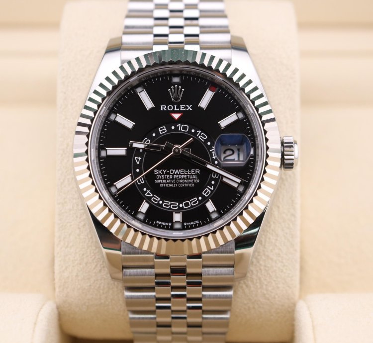 Rolex Sky-dweller Black Dial Jubilee Bracelet 336934 Full Set
