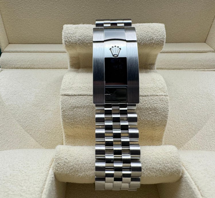 Rolex Sky-dweller Black Dial Jubilee New Unworn 2024