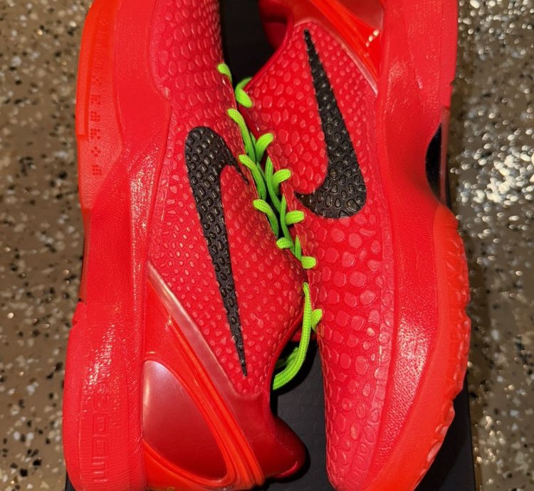 Nike Kobe 6 Proto Reverse Grinch