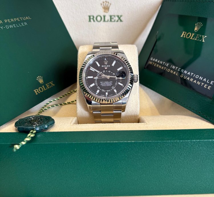 Rolex Sky-dweller Black Dial Oyster - 326934 - 2023