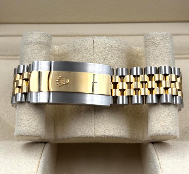 Rolex Sky-dweller Black Dial Two Tone Jubilee Bracelet 336933 Unworn 2024