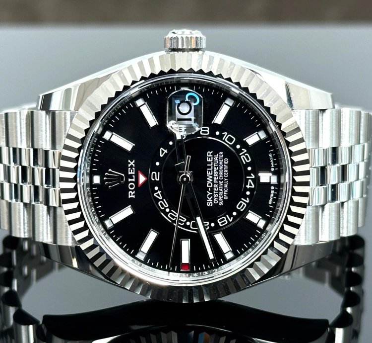 Rolex Sky-dweller Black Index Dial 2025