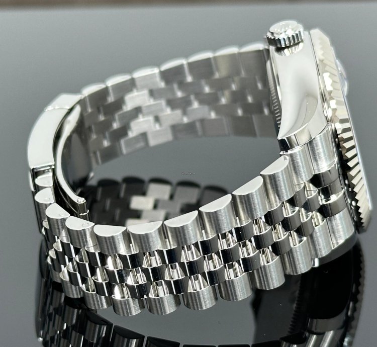 Rolex Sky-dweller Black Index Dial 2025