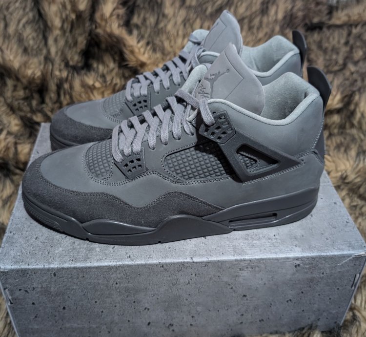 Air Jordan 4 Paris Olympics Wet Cement