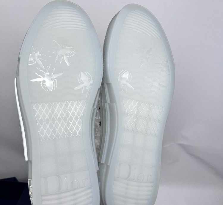 B23 3d Oblique Transparent High Top Sneakers