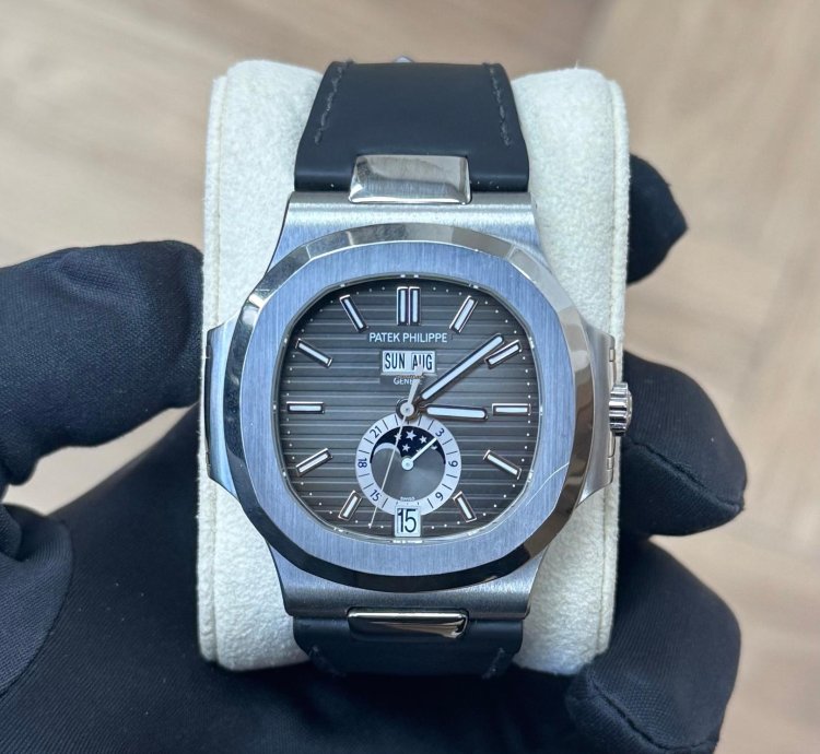 Patek Philippe 2022 5726a-001 Annual Calendar Black Dial 2 Straps