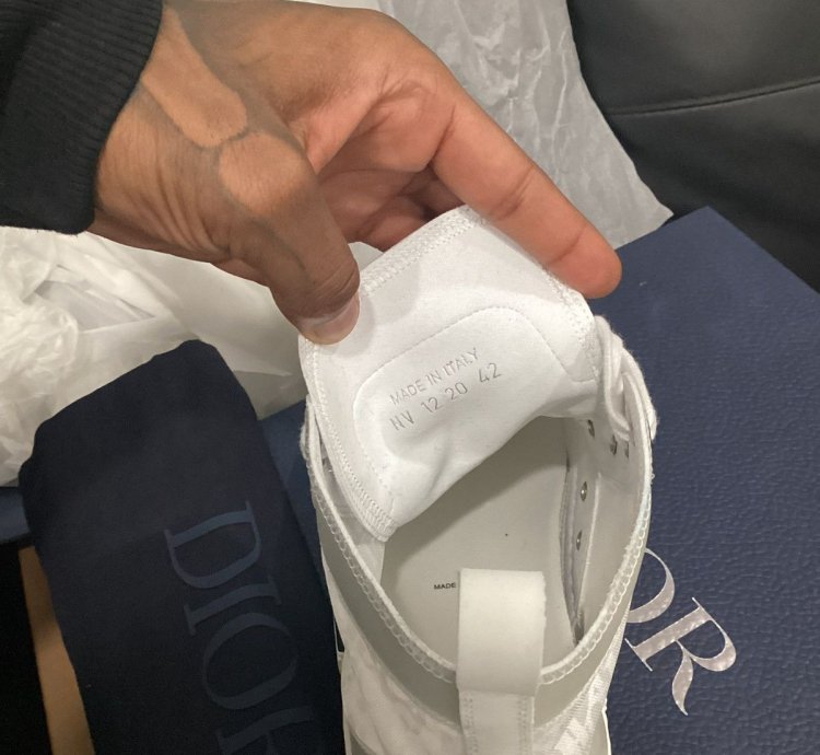 B23 High-top Oblique Canvas