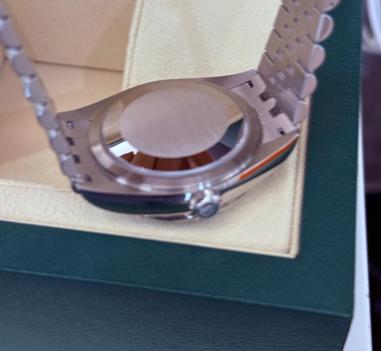 Rolex Sky-dweller Blu Nuovo 2025 Jubilee Full Set Con Documenti Scatola Rolex