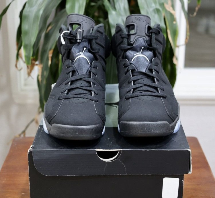 Air Jordan 6 Retro Chrome