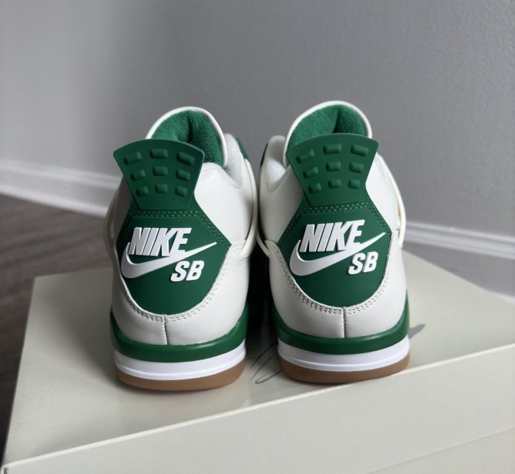 Air Jordan Nike Sb Pine Green 4