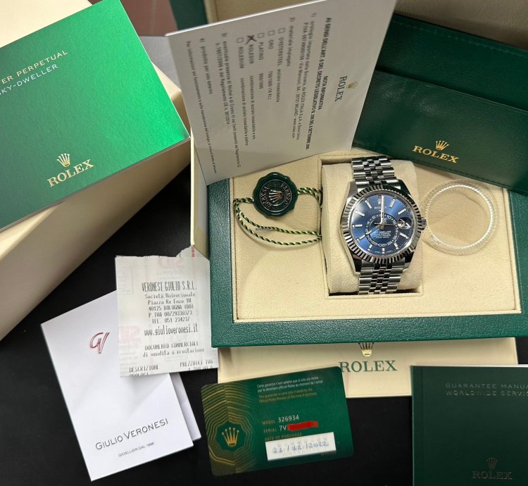 Rolex Sky-dweller Blue Blu Dial Jubilee Full Set Italia Italy