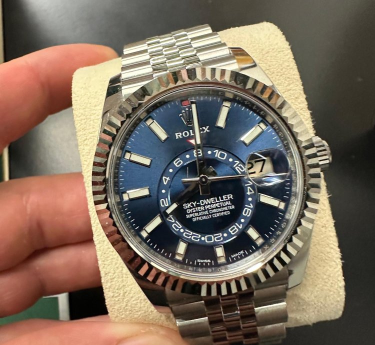 Rolex Sky-dweller Blue Blu Dial Jubilee Full Set Italia Italy