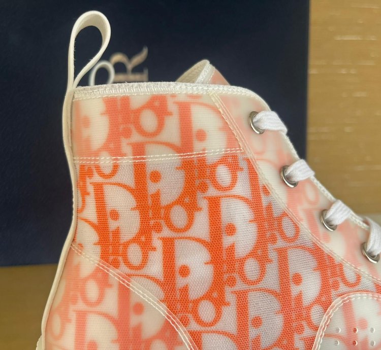 B23 Ht Oblique Sneakers In Orange