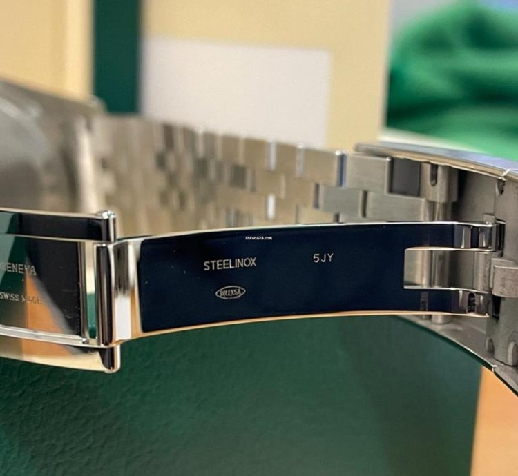 Rolex Sky-dweller Blue Dial - 326934 - Jubilee