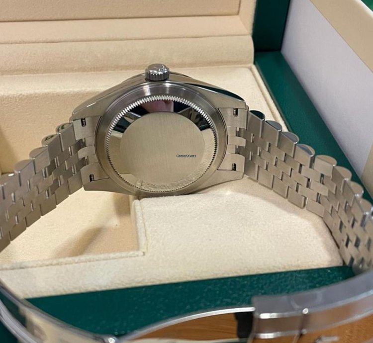Rolex Sky-dweller Blue Dial - 326934 - Jubilee