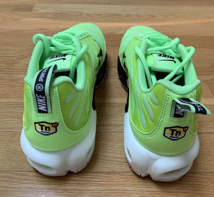 Air Max Plus Premium Overbranding - Lime Blast 2018
