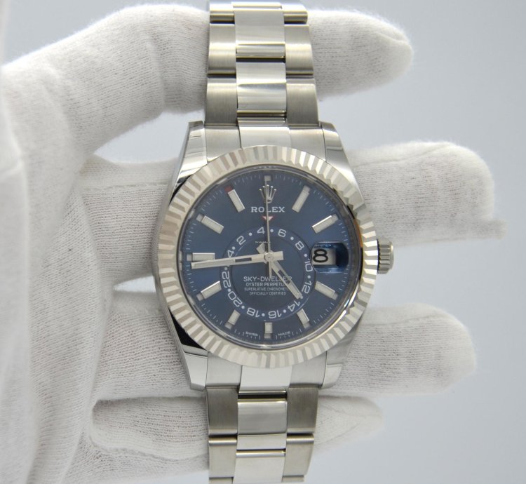 Rolex Sky-dweller Blue Dial Complete Set Stickers Off