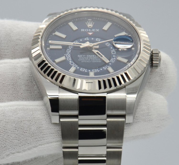 Rolex Sky-dweller Blue Dial Complete Set Stickers Off