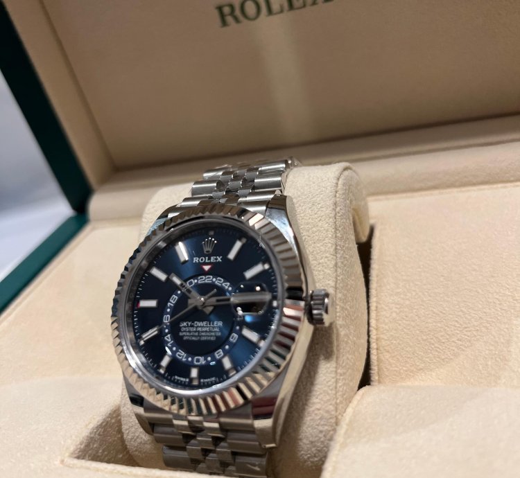 Rolex Sky-dweller Blue Dial Jubilee Bracelet