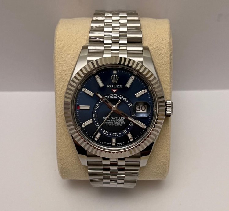 Rolex Sky-dweller Blue Dial Jubilee Bracelet