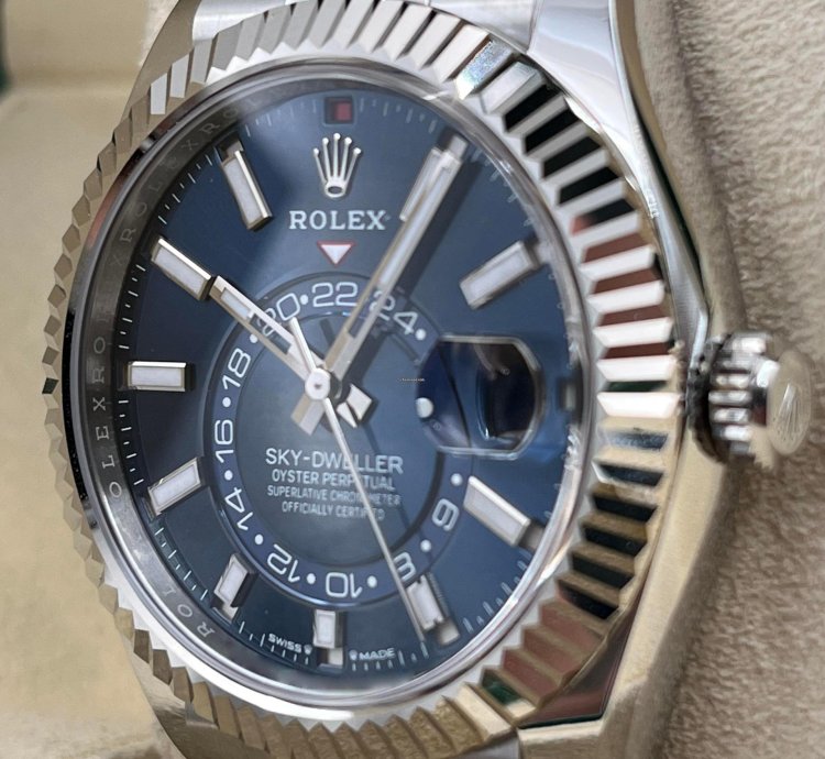 Rolex Sky-dweller Blue Dial Jubilee Bracelet 336934 Unworn 2024