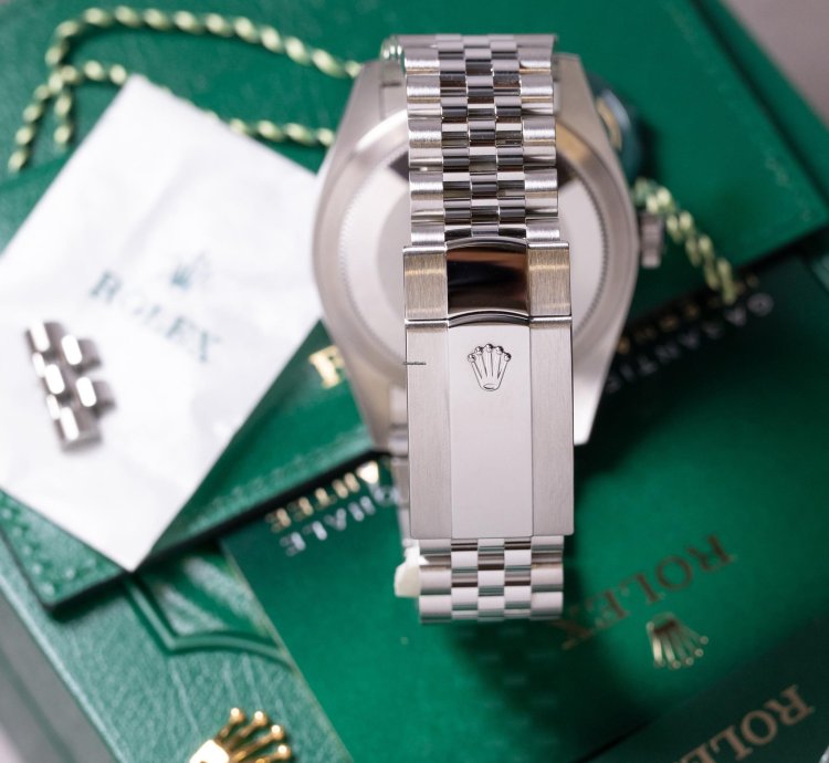 Rolex Sky-dweller Blue Dial Jubilee New Unworn Box And Papers 2022 326934