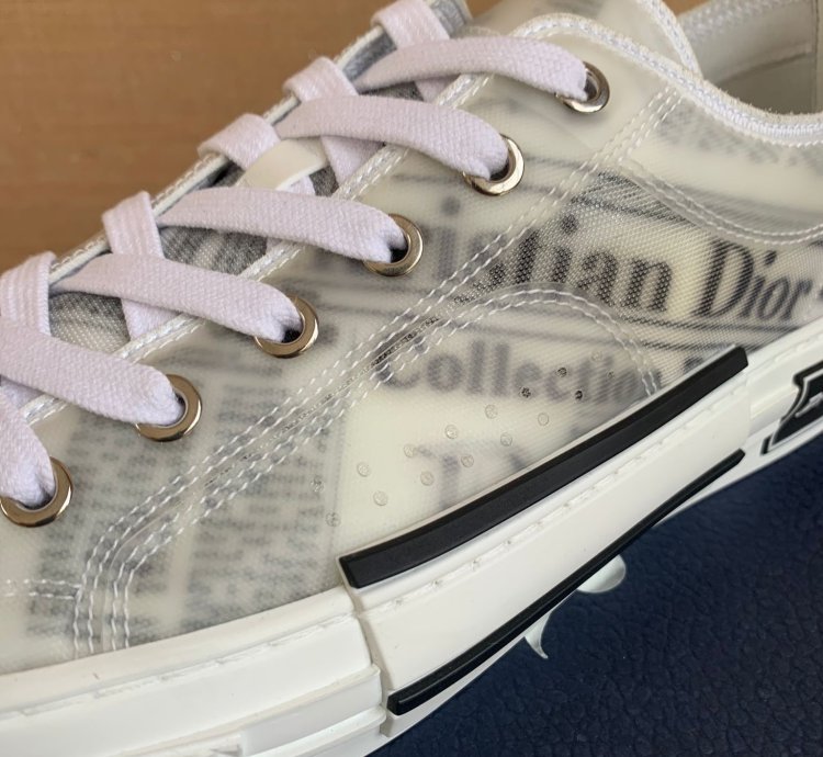 B23 Lt Daniel Arsham Sneakers In White Black