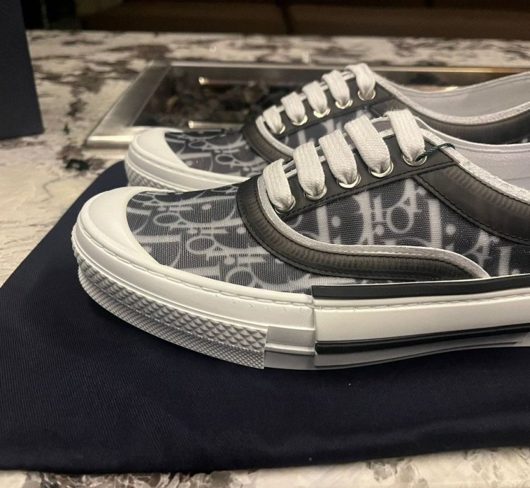 B23 Lt Half Oblique Sneakers In Black White