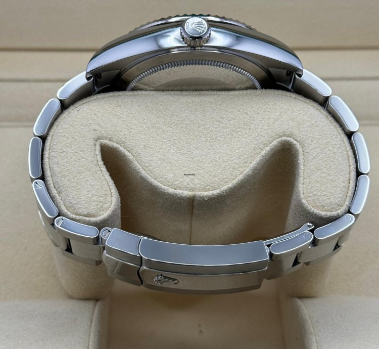 Rolex Sky-dweller Blue Dial Oyster
